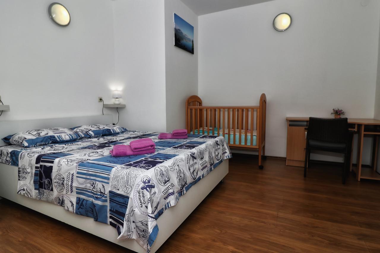 Apartments Amalia Rovinj Buitenkant foto
